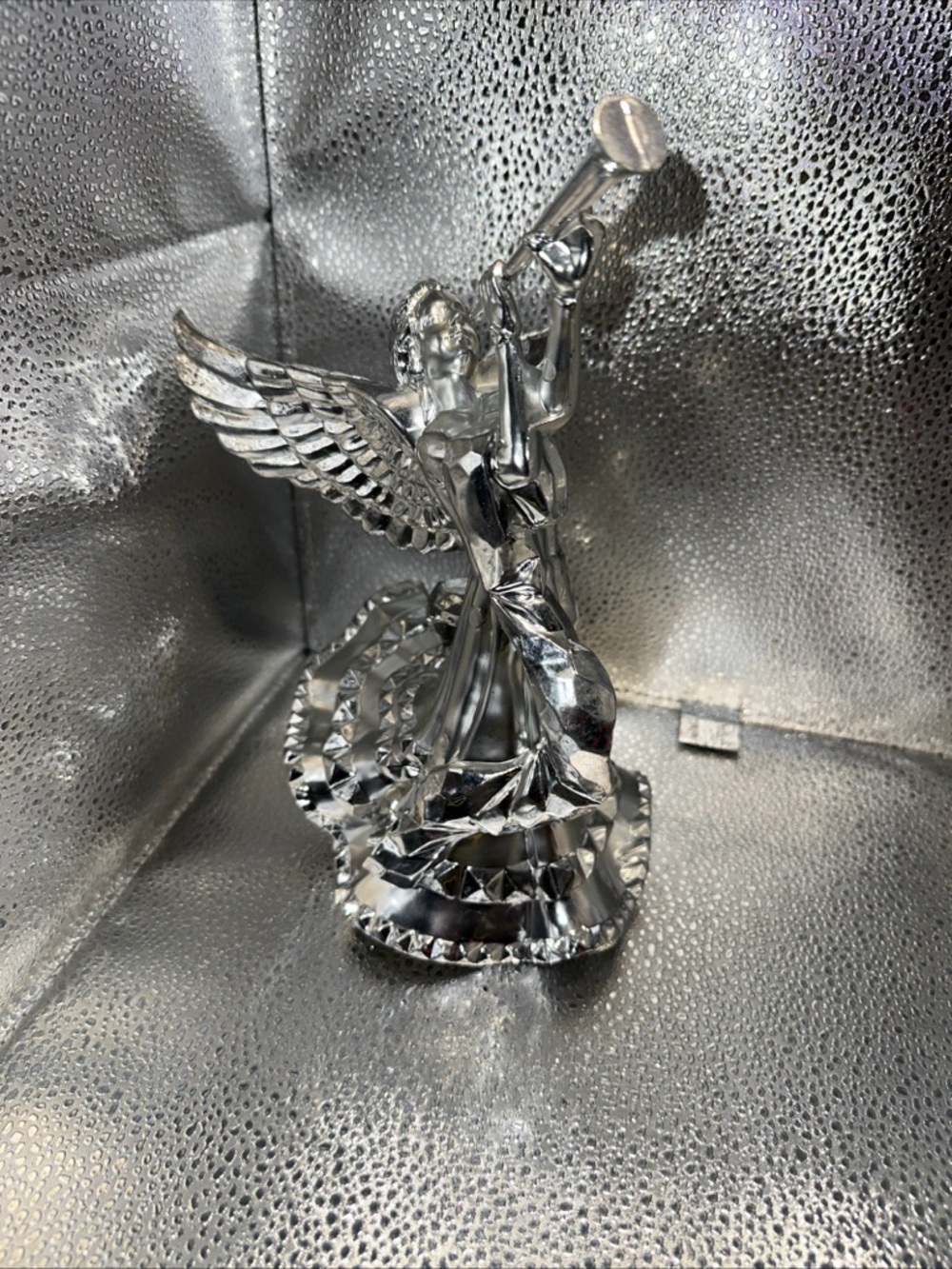Silver acrylic Angel Trumpet Christmas tree stopper 9”